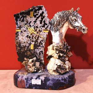 Часы "Конь" ― Звезда