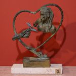 Статуэтка "Роза в подарок"